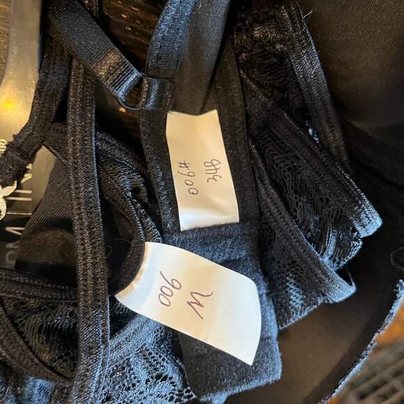 sample sale 2pc bra thong set size medium 34b bra - Picture 3 of 3